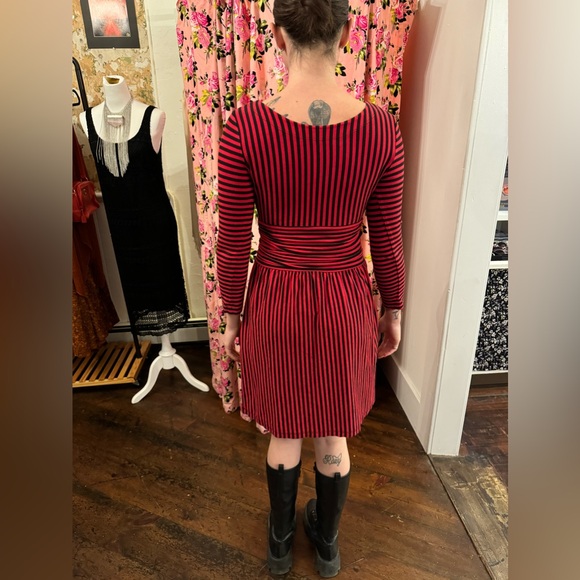 Betsey Johnson Striped Dress Y2K era - Picture 4 of 5